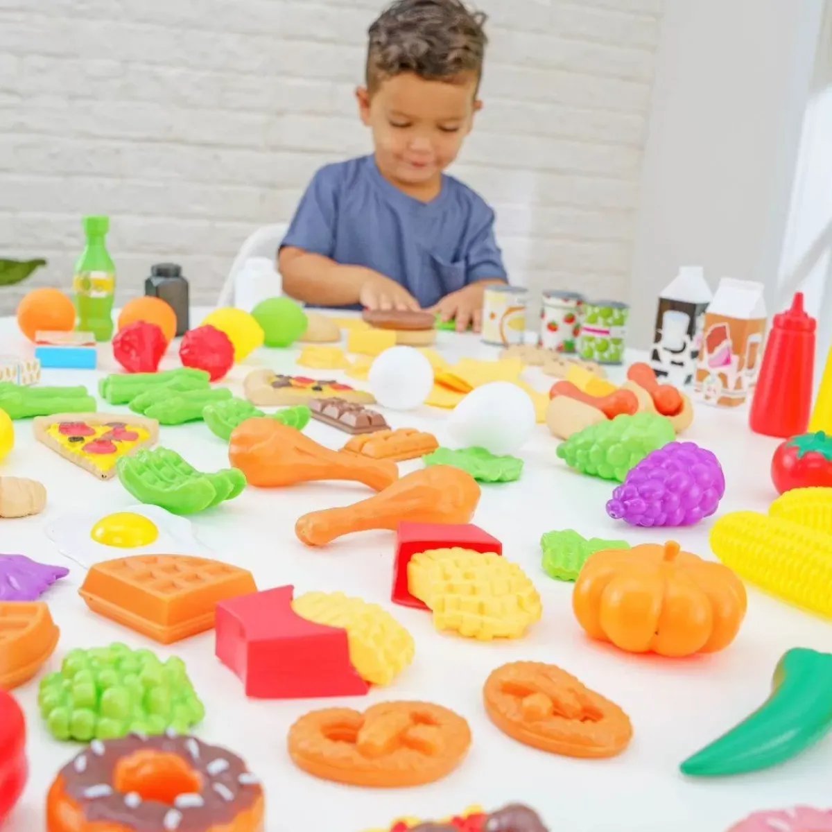 Play Kitchen Accessories^KidKraft Deluxe Tasty Treats Pretend Play Food